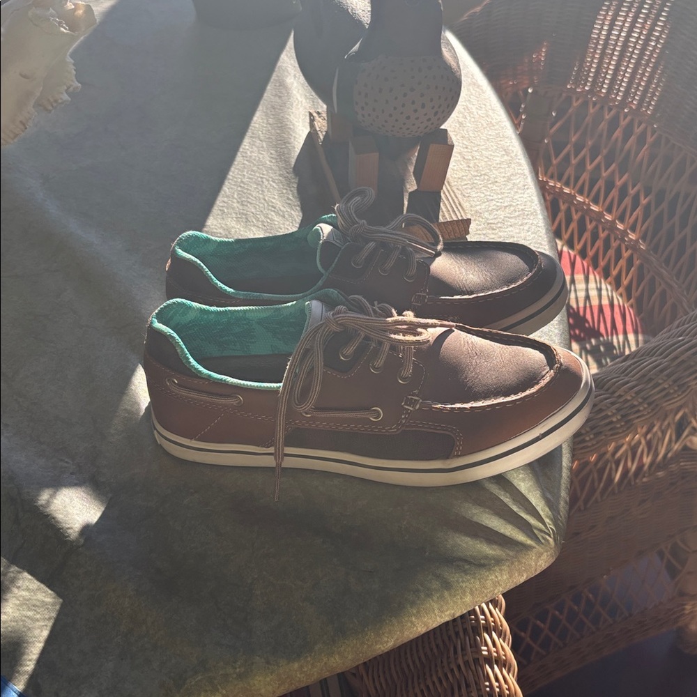 XTRATUF Women's Salmon Sisters Finatic II Brown Deck Shoes